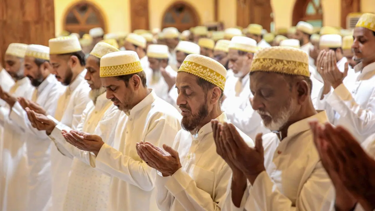 Members of the Dawoodi Bohra community offer special Eid al-Adha namaz at the Husaini mosque in Bhopal. Pic/PTI Members of the Dawoodi Bohra community offer special Eid al-Adha namaz at the Husaini mosque in Bhopal. Pic/PTI