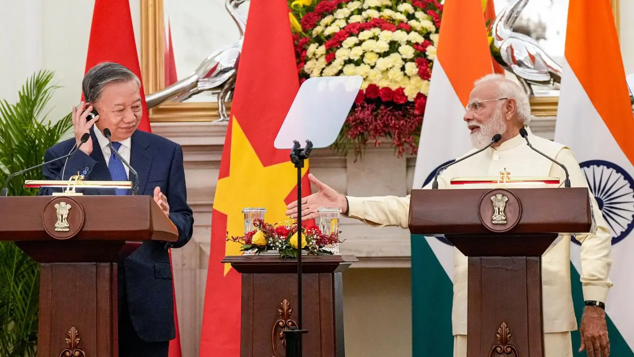 Prime Minister Narendra Modi and Vietnam President To Lam, left, during a joint press statement at Hyderabad House. Pic/PTI