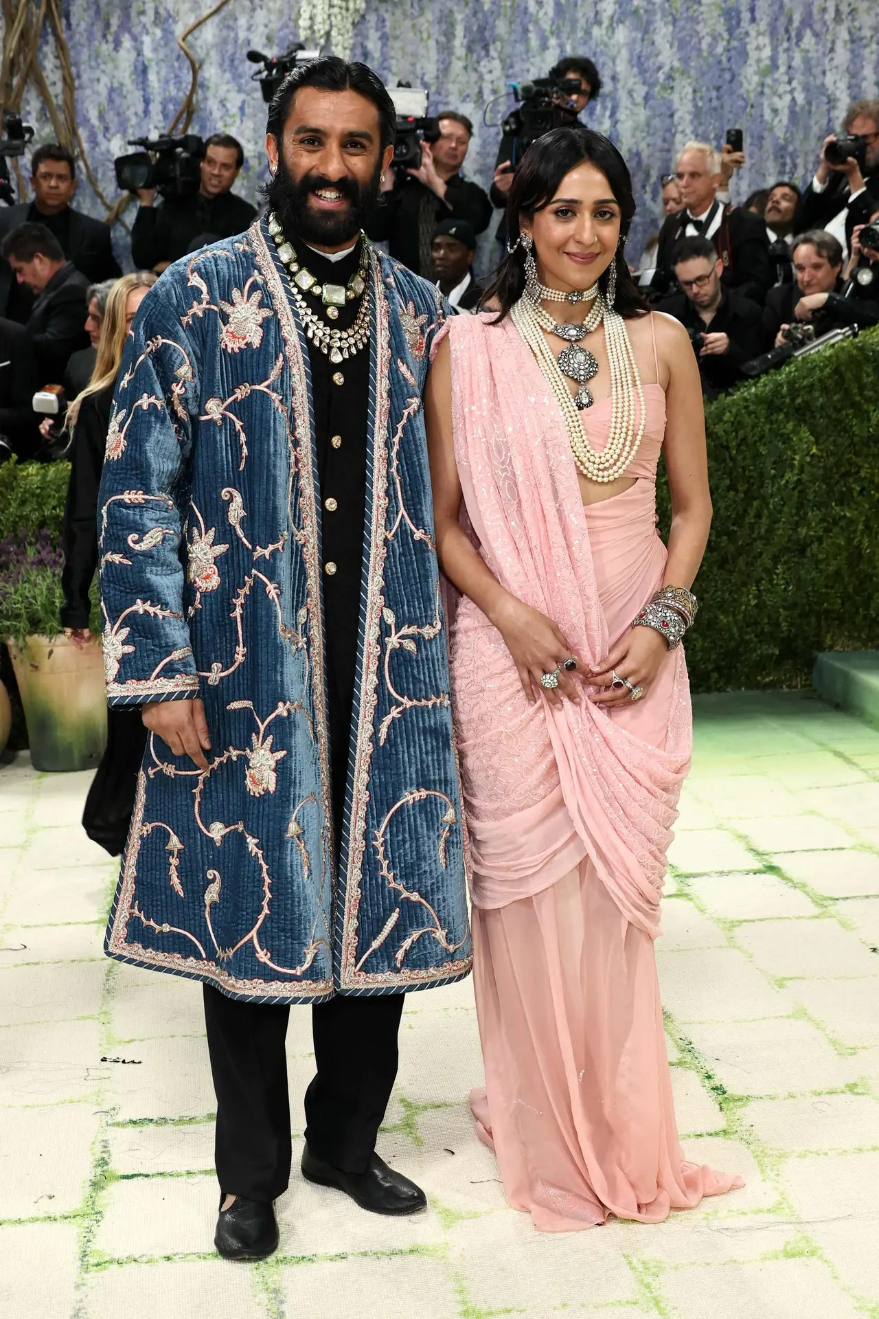 While Pacho&rsquo;s look turned to a regional form, celebrating Rajasthani craftsmanship through the Phulghar coat. The piece took more than 600 hours to complete. It featured aari and zardozi embroidery, with dabka and resham work adding further texture and detail.