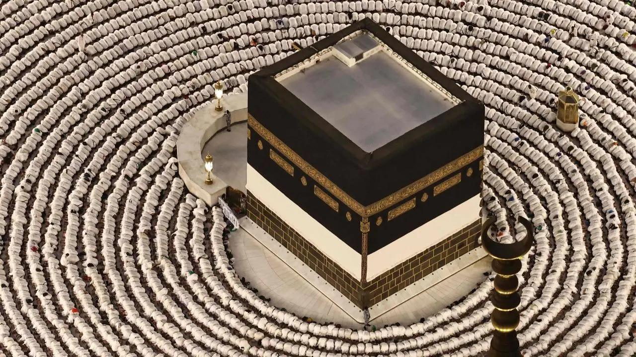 Worshippers circumambulate the Kaaba at the Grand Mosque, marking the start of sacred Hajj rituals in sweltering summer heat Worshippers circumambulate the Kaaba at the Grand Mosque, marking the start of sacred Hajj rituals in sweltering summer heat