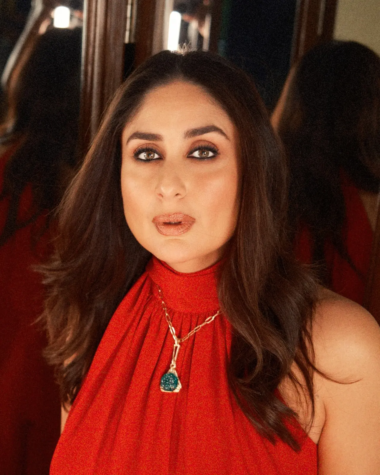 Kareena Kapoor Khan – Kaho Naa... Pyaar Hai
Kareena shot a few scenes before walking out of Kaho Naa... Pyaar Hai due to creative disagreements between her mother Babita and director Rakesh Roshan. Amisha Patel stepped in and became an overnight sensation. Kareena Kapoor Khan – Kaho Naa... Pyaar Hai
Kareena shot a few scenes before walking out of Kaho Naa... Pyaar Hai due to creative disagreements between her mother Babita and director Rakesh Roshan. Amisha Patel stepped in and became an overnight sensation.