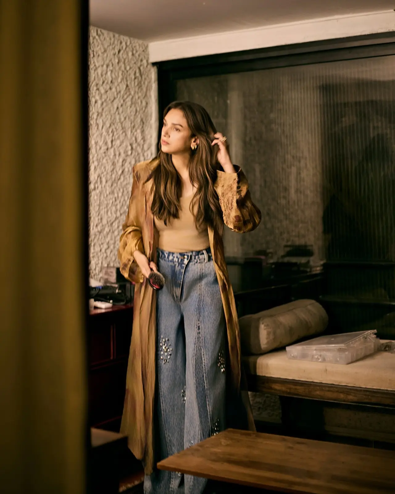 Aditi Rao Hydari kept it effortlessly stylish with this relaxed yet chic Cannes look. She paired embellished wide-leg denims with a nude top and layered it with a long earthy-toned jacket. Aditi Rao Hydari kept it effortlessly stylish with this relaxed yet chic Cannes look. She paired embellished wide-leg denims with a nude top and layered it with a long earthy-toned jacket.