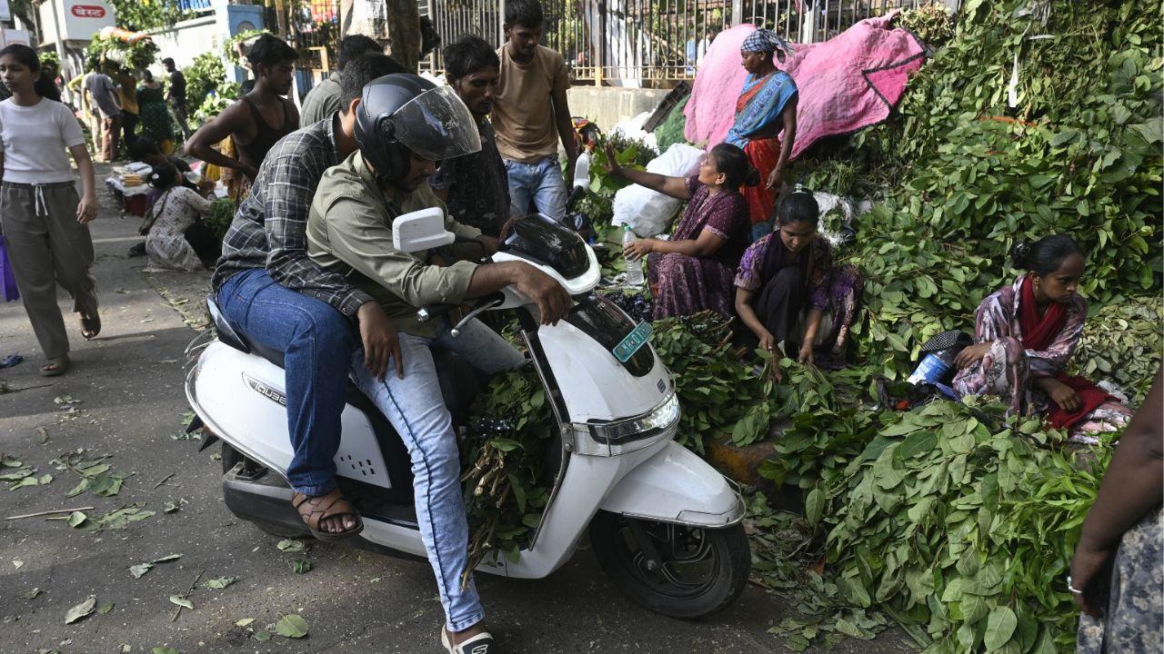 Goat markets in Byculla and in other parts of Mumbai attract hundreds of customers ahead of Eid al-Adha, commemorating Prophet Abraham’s devotion and sacrifice Goat markets in Byculla and in other parts of Mumbai attract hundreds of customers ahead of Eid al-Adha, commemorating Prophet Abraham’s devotion and sacrifice