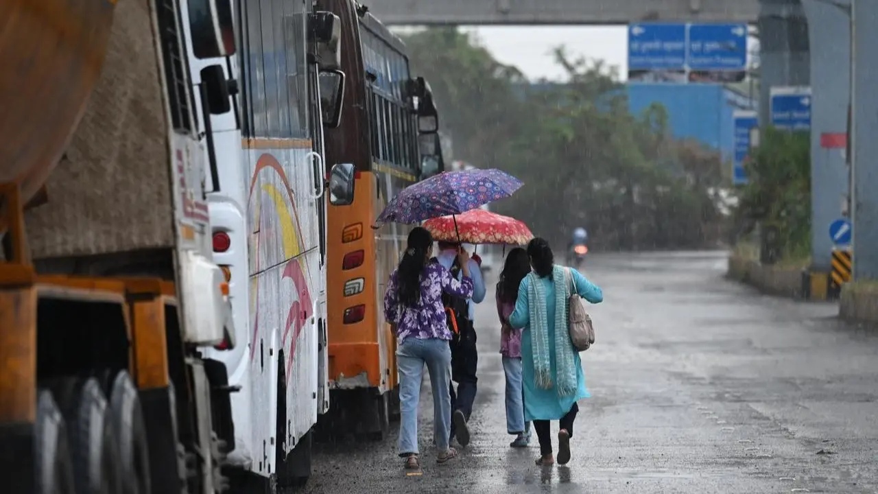 Mankhurd Fire Station and Vaibhav Nagar Municipal School receive 22 mm rainfall each as eastern suburbs see intense spells Mankhurd Fire Station and Vaibhav Nagar Municipal School receive 22 mm rainfall each as eastern suburbs see intense spells