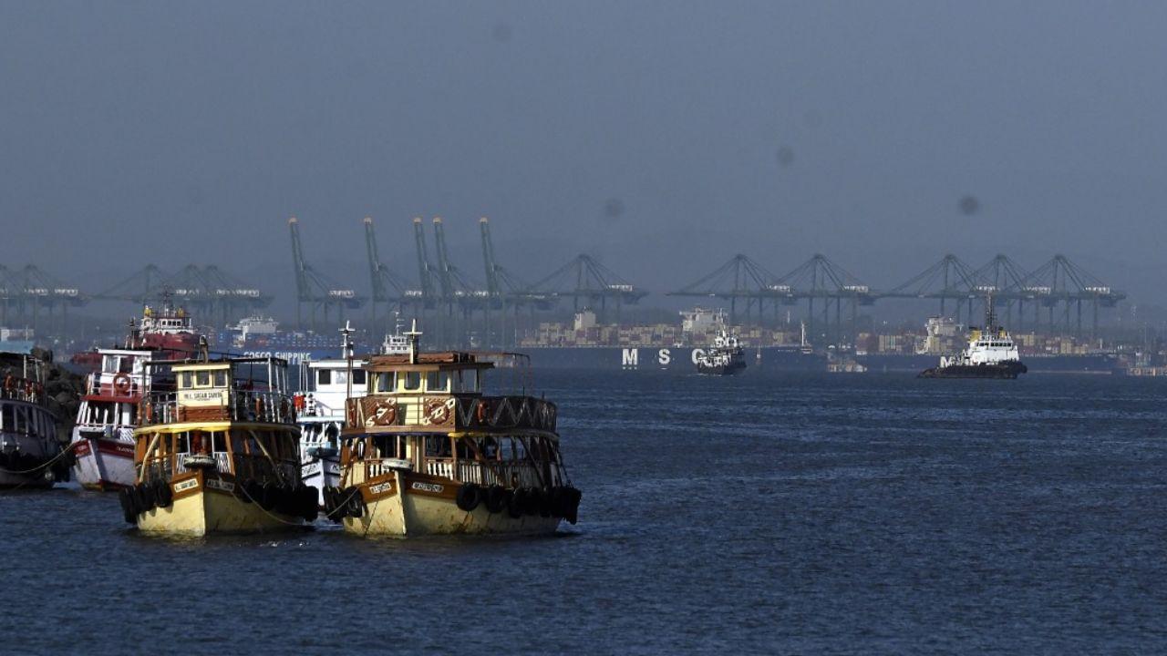 However, as per the IMD, Mumbai for the next few days will likely experience heat-wave-like conditions However, as per the IMD, Mumbai for the next few days will likely experience heat-wave-like conditions