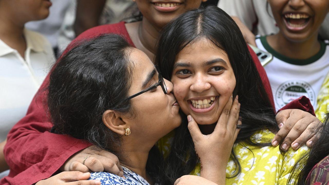 Another student from Balmohan Vidya Mandir, Rutuja Linderkar Lidkar, also passed with flying colours, scoring 95.20 per cent