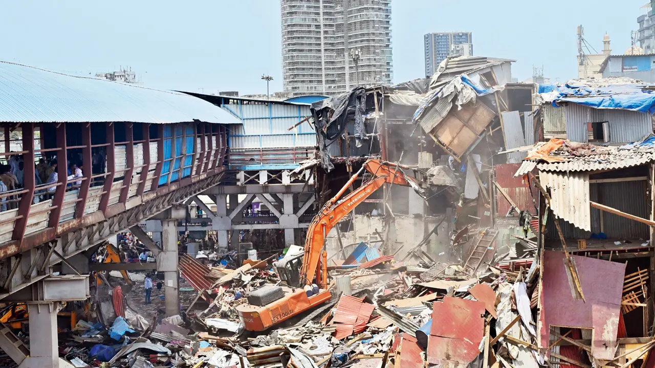 mid-day Opinion: Prevent shanty towns from mushrooming in Mumbai Representation pic