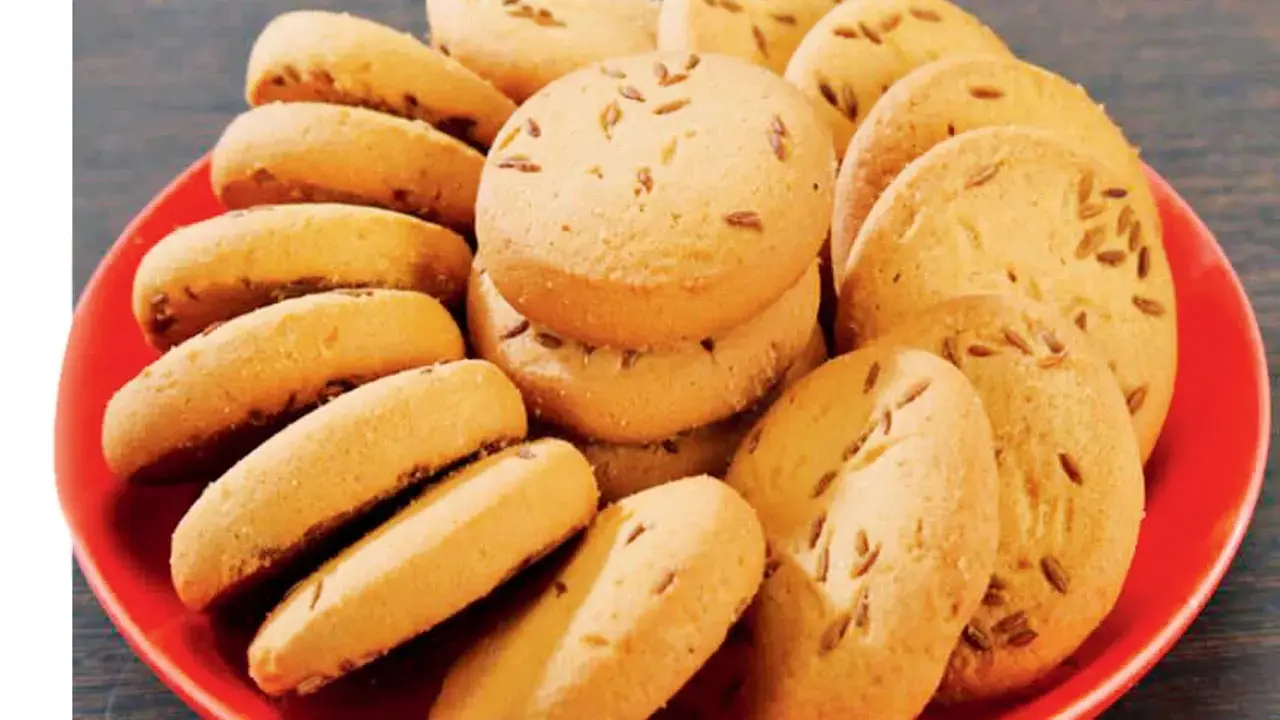 Khara and elaichi mixThis iconic bakery traces its roots to HS Thirumalachar, who reportedly learnt baking from the British before opening one of the city’s earliest bakeries in 1898. Apart from the famous Khara Bun Congress (KBC), the bakery is also known for its khara and elaichi biscuits. Manjunath Shetty, who has worked at the bakery for 20 years, says, “It takes two to four hours to make the biscuits. With loyal customers returning for over 10 years, the bakery aims to stay as grounded as possible.”
At Bangalore Iyengar Bakery, Bhiwandi Building, Sir Bhalchandra Road, Matunga East. Call 7276926563 Cost Rs 150 per packet
For Mumbaikars, Café Colony’s buttery cookies are a familiar favourite. The old-school Irani café staples, from Shrewsbury biscuits, to butter khari and mawa cake — continue to draw regulars.At Shrikant Lodge, Tilak Road, near Tilak Bridge, Dadar TT, Dadar East. Call 9833106829 Cost Rs 300 per packet
Indulge in multiple light, buttery and crumbly elaichi biscuits; it’s best paired with adrak-wali chai.At Shree Ram Bakery, Wadar Wadi, Dattanagar, Dombivli East. Call 9867272998 Cost Rs 100 Khara and elaichi mixThis iconic bakery traces its roots to HS Thirumalachar, who reportedly learnt baking from the British before opening one of the city’s earliest bakeries in 1898. Apart from the famous Khara Bun Congress (KBC), the bakery is also known for its khara and elaichi biscuits. Manjunath Shetty, who has worked at the bakery for 20 years, says, “It takes two to four hours to make the biscuits. With loyal customers returning for over 10 years, the bakery aims to stay as grounded as possible.”
At Bangalore Iyengar Bakery, Bhiwandi Building, Sir Bhalchandra Road, Matunga East. Call 7276926563 Cost Rs 150 per packet
For Mumbaikars, Café Colony’s buttery cookies are a familiar favourite. The old-school Irani café staples, from Shrewsbury biscuits, to butter khari and mawa cake — continue to draw regulars.At Shrikant Lodge, Tilak Road, near Tilak Bridge, Dadar TT, Dadar East. Call 9833106829 Cost Rs 300 per packet
Indulge in multiple light, buttery and crumbly elaichi biscuits; it’s best paired with adrak-wali chai.At Shree Ram Bakery, Wadar Wadi, Dattanagar, Dombivli East. Call 9867272998 Cost Rs 100