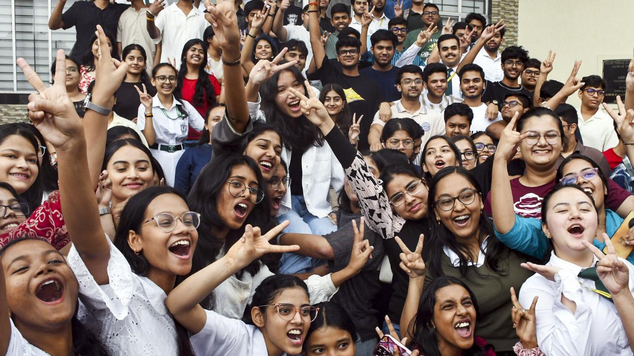 Students pose for a photograph after the declaration of CBSE Class 12th results, in Ranchi, Jharkhand, on Wednesday. PIC/PTI 