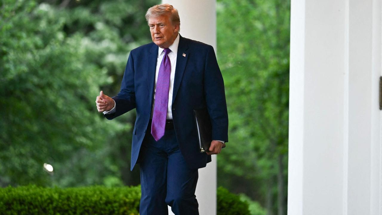 "Is it gonna be JD? Is it gonna be someone else? I don't know," Trump said while hosting a dinner for law enforcement leaders across the country in the Rose Garden on Monday evening. "Is it gonna be JD? Is it gonna be someone else? I don't know," Trump said while hosting a dinner for law enforcement leaders across the country in the Rose Garden on Monday evening.