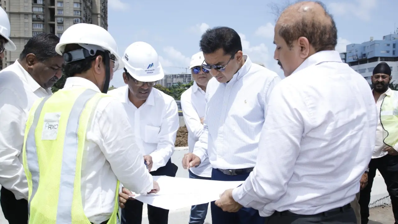 Santacruz-Chembur Link Road Phase 2 nears completion as MMRDA reviews final works The SCLR project, developed in phases over the years, is now being transformed into a seamless, signal-free corridor of nearly 11 km, officials said. Pic/Special Arrangement
