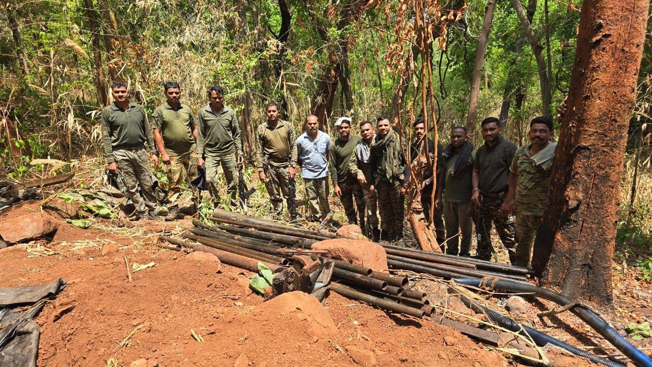The police recovered a lathe machine, BGL pipes, 12-bore pipes, inverter, generator, battery, grinding and drilling machines, jig saw machine, pressure pump, solar panel, and a 20-foot football pipe, among other Maoist materials. PIC/GADCHIROLI POLICE The police recovered a lathe machine, BGL pipes, 12-bore pipes, inverter, generator, battery, grinding and drilling machines, jig saw machine, pressure pump, solar panel, and a 20-foot football pipe, among other Maoist materials. PIC/GADCHIROLI POLICE