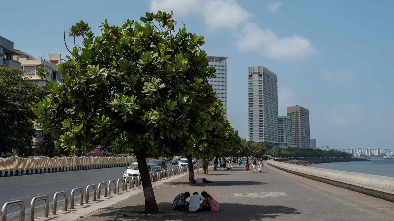 Mumbai weather update: Partly cloudy skies and humid conditions likely File Photo