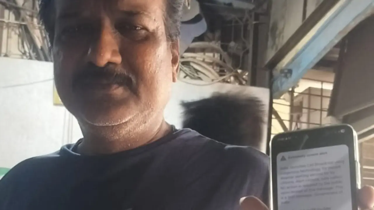 Locals in Mumbai noted that the alerts were delivered with a loud alarm tone and a flashing message on mobile phones