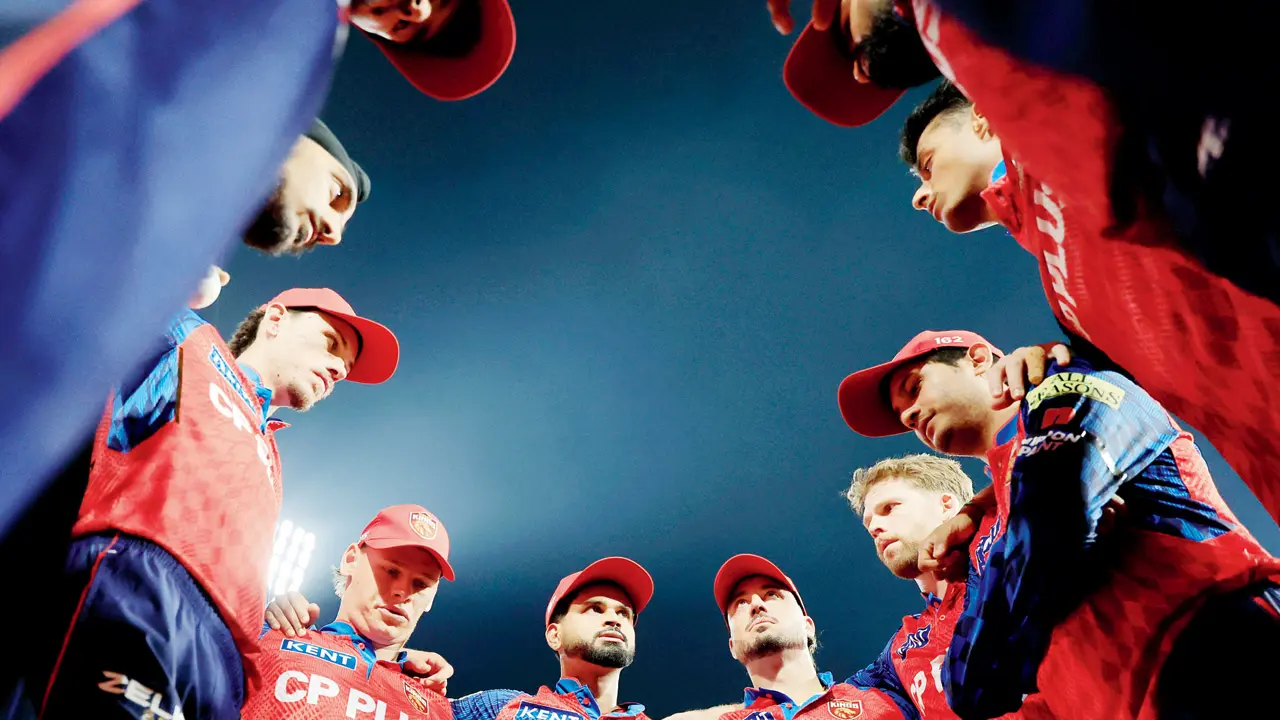 IPL 2026: Punjab Kings aim to keep playoffs hopes alive against Super Giants Punjab Kings skipper Shreyas Iyer (fifth from left) gives a pep talk to his teammates during their match against Rajasthan Royals recently. PIC/IPL