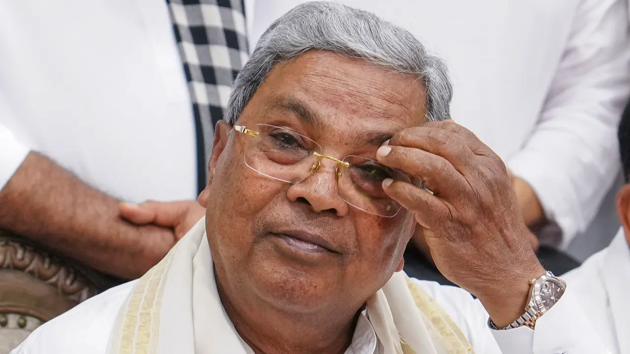 Karnataka Governor accepts Siddaramaiah’s resignation, dissolves Council of Ministers Congress leader Siddaramaiah. Pic/PTI