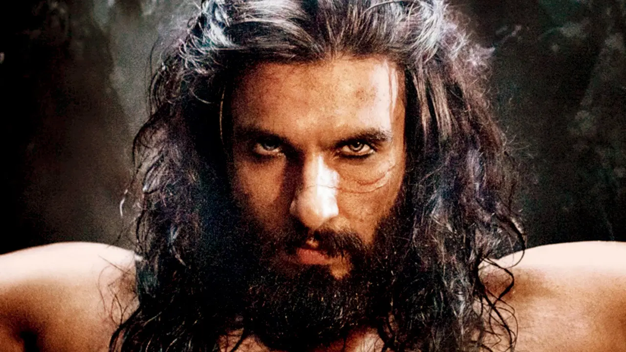 ‘We’re beating each other up for Rs 50 work’: Makeup dadas react amid Ranveer Singh-Don 3 feud In a statement Ranveer Singh has said that he doesn’t want to comment on the matter . PIC/INSTAGRAM @ranveersingh