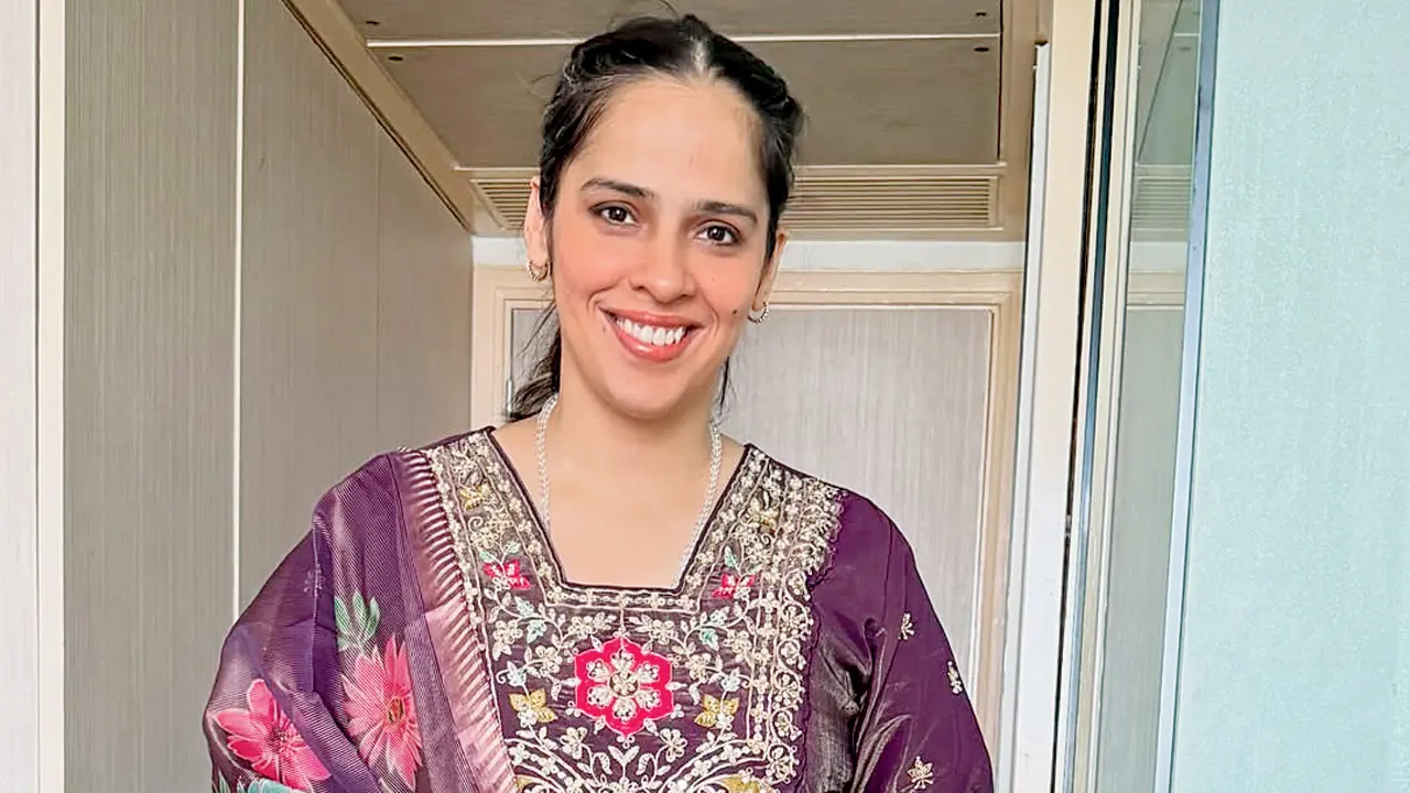 Indian badminton star Saina Nehwal looks pretty in purple Saina Nehwal. Pic/Saina’s Instagram
