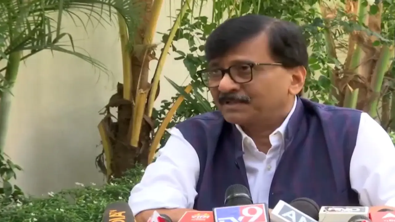 Sanjay Raut questioned CM Devendra Fadnavis over his visits to poll-bound states, alleging that he was neglecting pressing issues within Maharashtra. FILE PIC