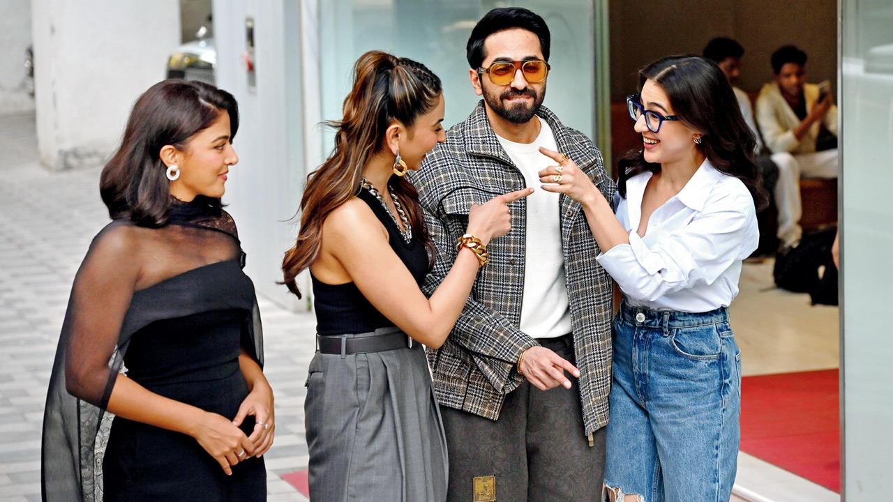 Sonali’s Society: Alia Bhatt leaves for Cannes, and other latest Bollywood news Pic/Shadab Khan