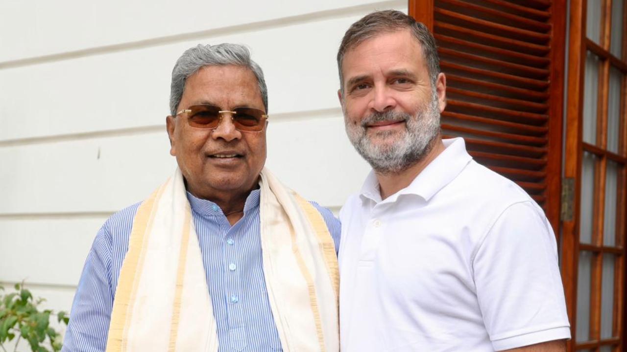 The meeting comes amid major political developments in Karnataka after Siddaramaiah stepped down as Chief Minister on Thursday. He has, however, been asked to continue as caretaker Chief Minister until new arrangements are made. The meeting comes amid major political developments in Karnataka after Siddaramaiah stepped down as Chief Minister on Thursday. He has, however, been asked to continue as caretaker Chief Minister until new arrangements are made.