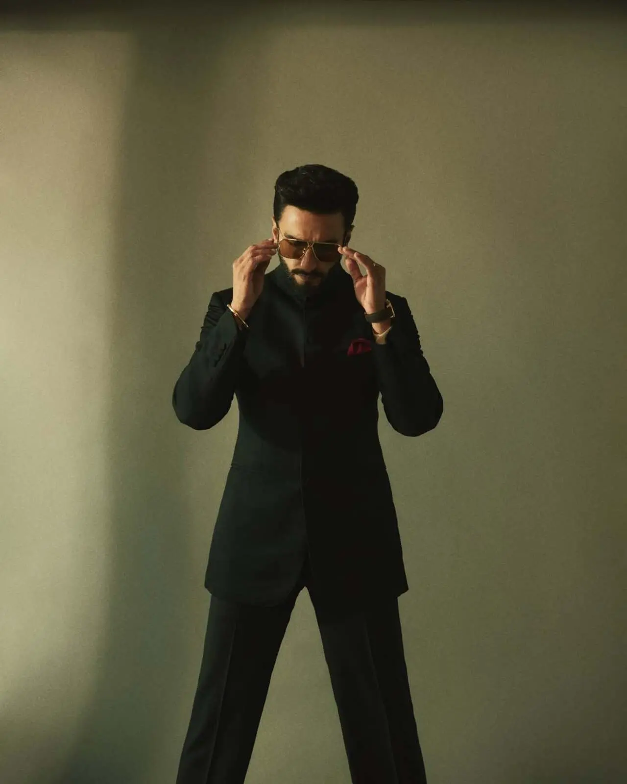 Is the ban real?
While several reports described the move as a “ban,” there is currently no official industry-wide or legal ban imposed on the actor. Instead, FWICE has asked its affiliated workers, technicians and members not to collaborate with Ranveer Singh until the matter is resolved Is the ban real?
While several reports described the move as a “ban,” there is currently no official industry-wide or legal ban imposed on the actor. Instead, FWICE has asked its affiliated workers, technicians and members not to collaborate with Ranveer Singh until the matter is resolved