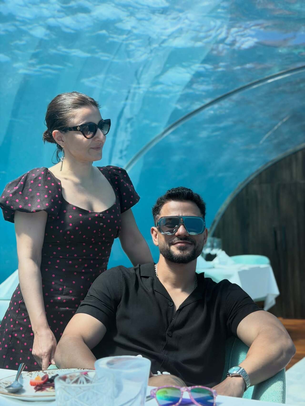 Kunal Kemmu ringed in his birthday in Maldives surrounded by his wife Soha Ali Khan and their daughter Inaaya Kunal Kemmu ringed in his birthday in Maldives surrounded by his wife Soha Ali Khan and their daughter Inaaya