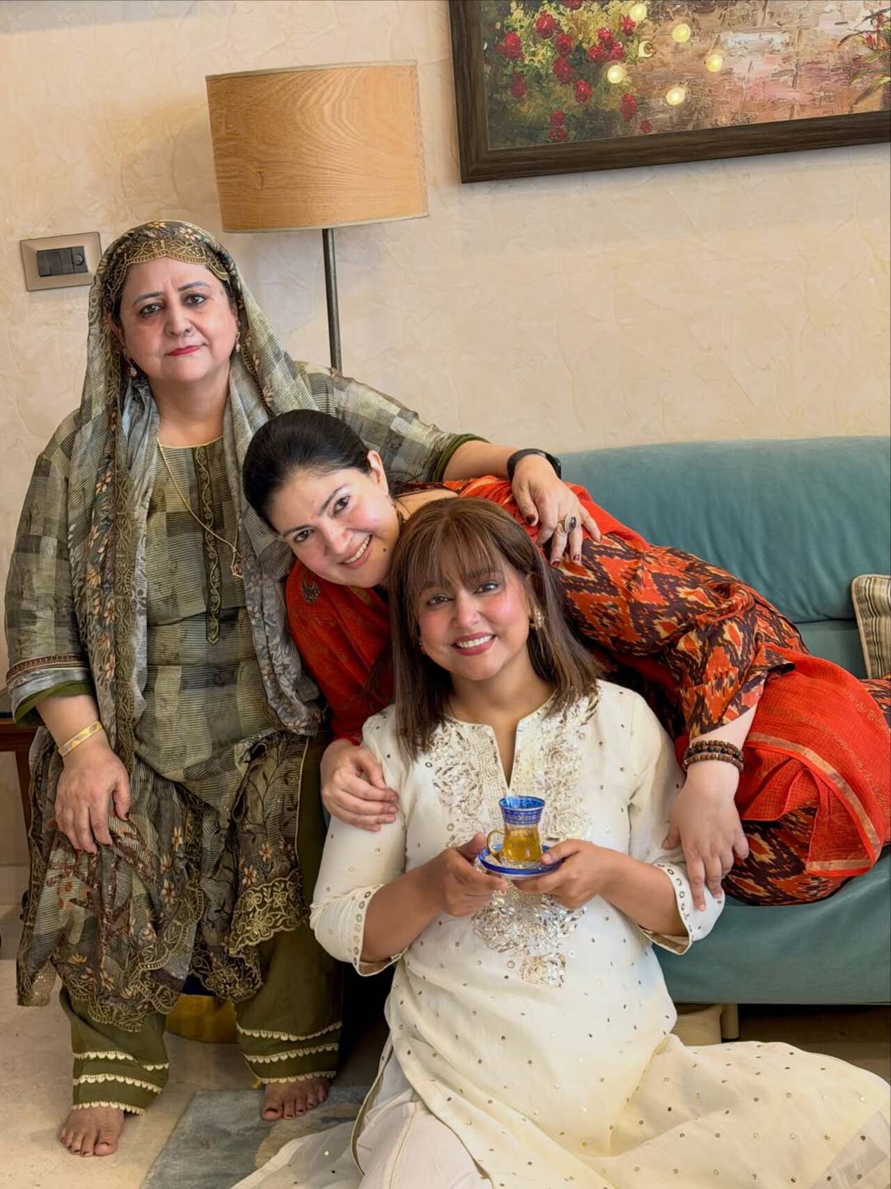 Sharing the pics, Hina wrote, "Eid reminds us that family is not just where we belong, it’s every heart we choose to love." Sharing the pics, Hina wrote, "Eid reminds us that family is not just where we belong, it’s every heart we choose to love."