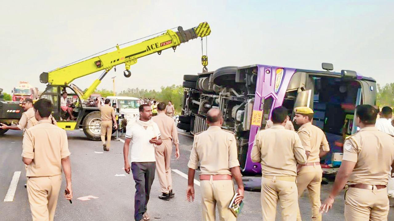 Uttar Pradesh bus accident: 6 killed after driver falls asleep at wheel A double-decker AC bus carrying around 50 passengers overturned on the Lucknow-Agra Expressway. PIC/PTI