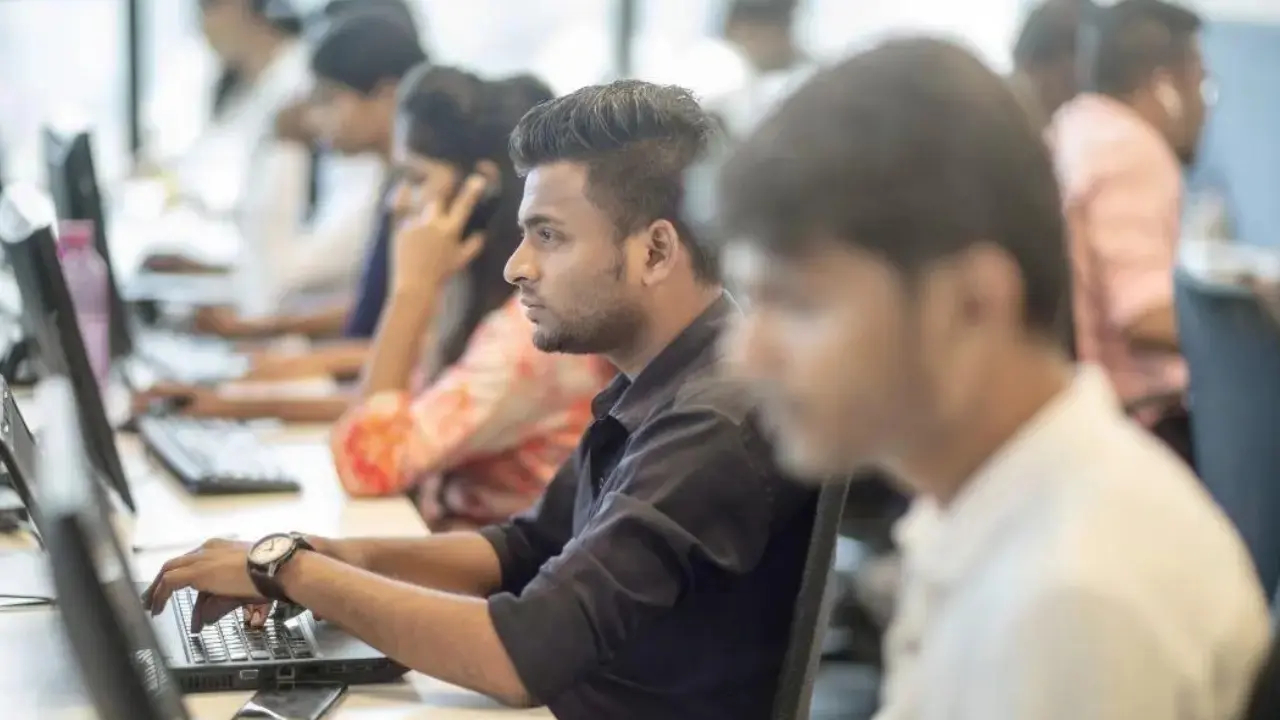 Only 29 per cent Indians satisfied with current pay levels: Report Image for representational purpose only. Photo Courtesy: File pic