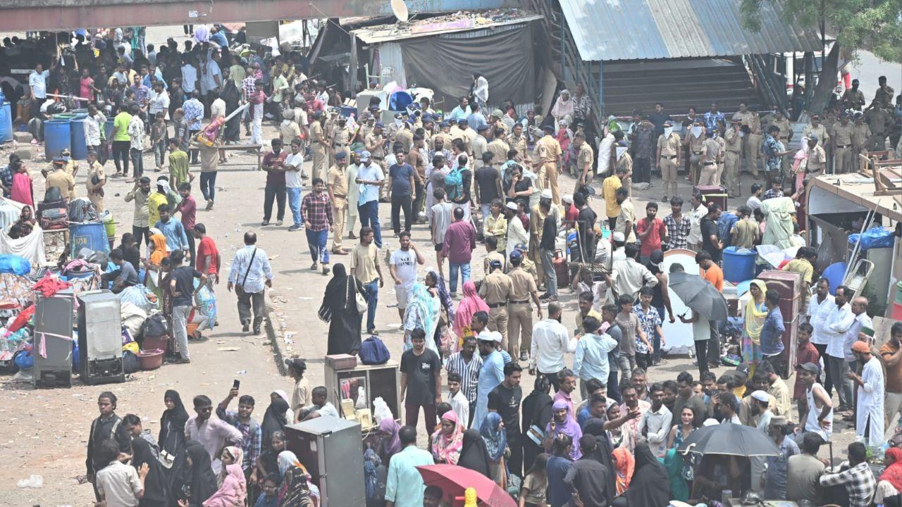 Officials said the operation is expected to continue over the next four days. Pic/Sameer Abedi