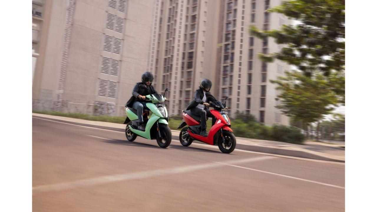 TVS iQube vs Ather 450X, Which is the Better Electric Scooter? Ather 450X, TVS iQube.