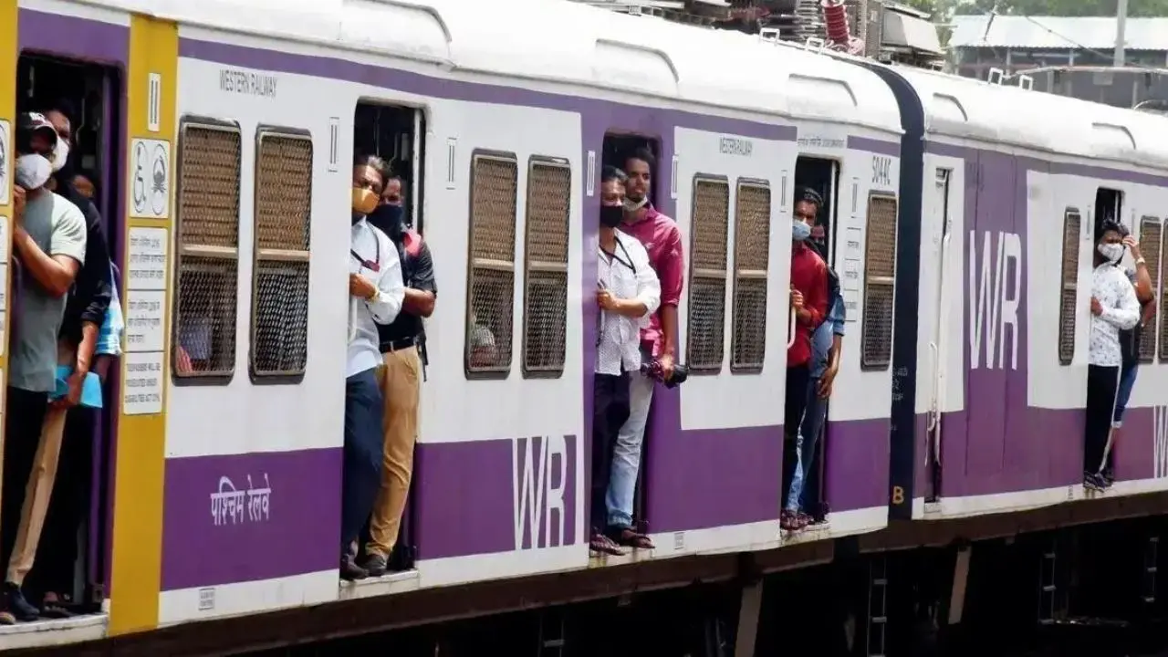 During the block period, all the trains normally operating on the 6th line will be diverted to the UP Fast line between Borivali and Andheri railway stations. Representational pic