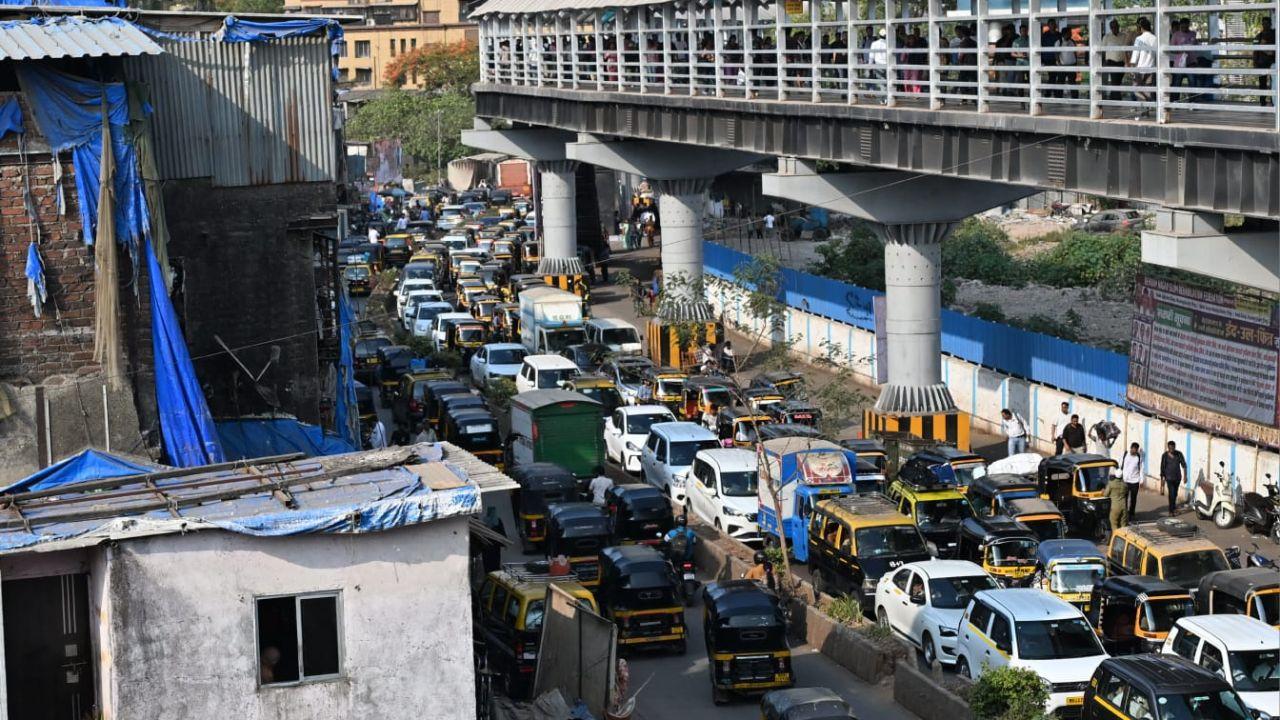 Western Railway further said debris removal operations were progressing rapidly, especially near the Bandra Terminus area Western Railway further said debris removal operations were progressing rapidly, especially near the Bandra Terminus area