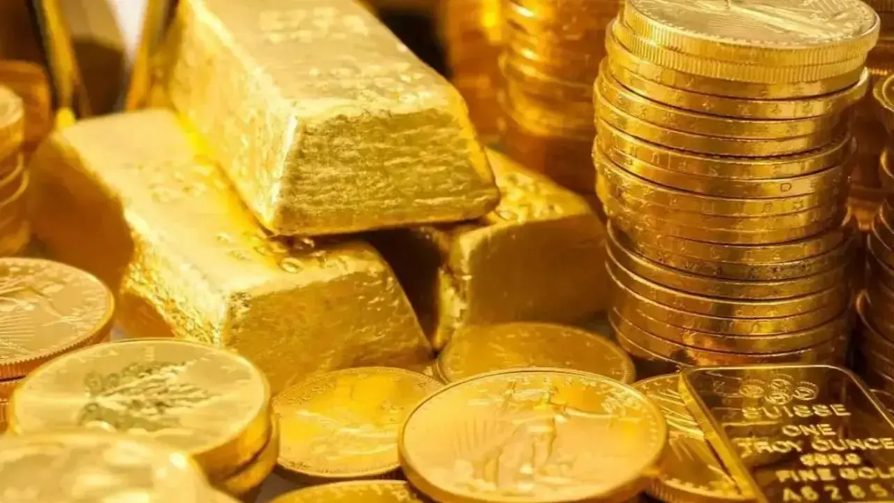 Gold and silver trade lower after US strikes in Iran trigger market volatility MCX gold and silver under pressure as traders react to global geopolitical risk. Representational Image