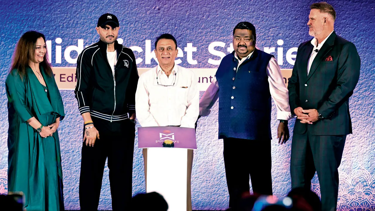 Former India spinner Harbhajan Singh (second from left), Batting great Sunil Gavaskar (centre) and former Australia opener Matthew Hayden (right) with Midwicket Stories co-founders Jaya Prasad (left) and Nishant Dayal at a city hotel on Sunday. Pic/Atul Kamble