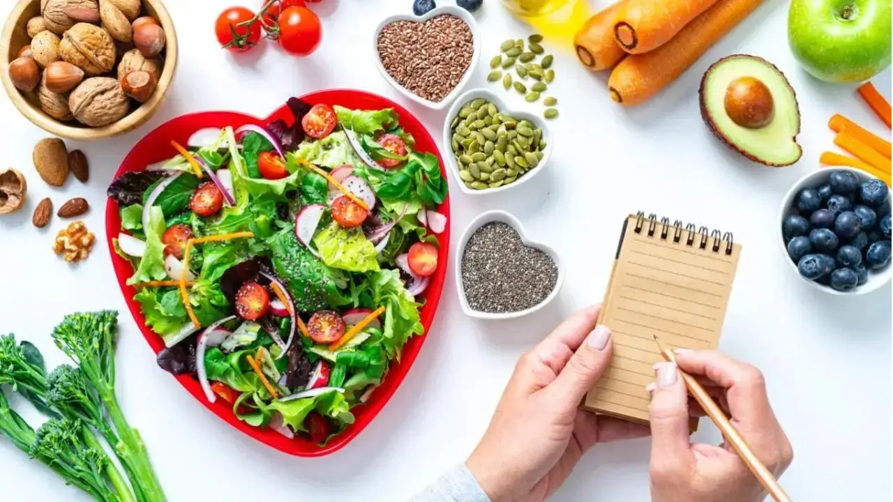 PICS: Follow these easy cooking tips to help you with your diet Nutritionist Aditi Khurana shares easy cooking tips to help you plan your meals. Photo Courtesy: File pics