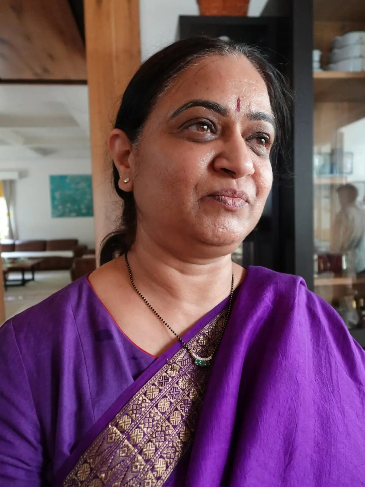 The post also had a picture of Vijay's mother, Deverakonda Madhavi, dressed in a purple saree. The post also had a picture of Vijay's mother, Deverakonda Madhavi, dressed in a purple saree.