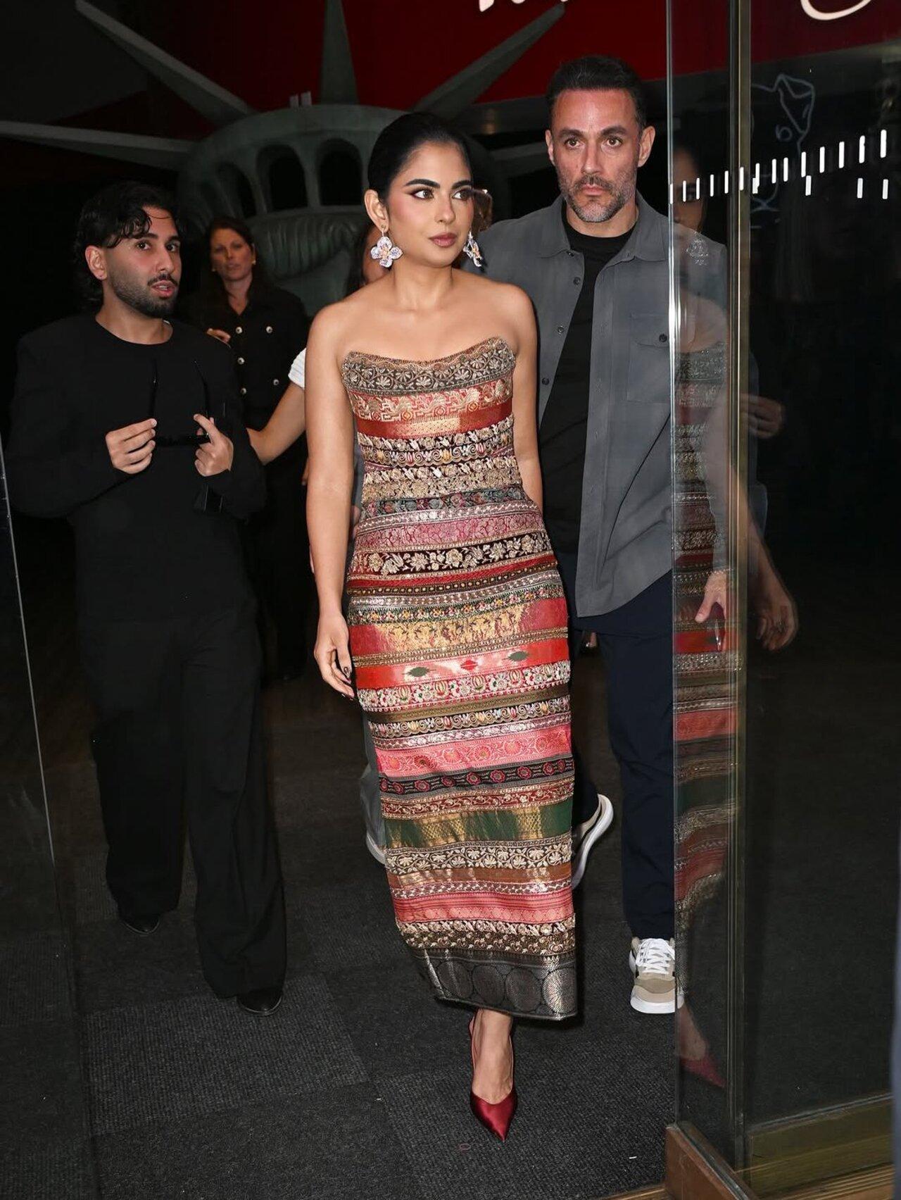 Isha Ambani represented Indian couture on the global stage, incorporating elements that paid tribute to multiple regions of India through her outfit.