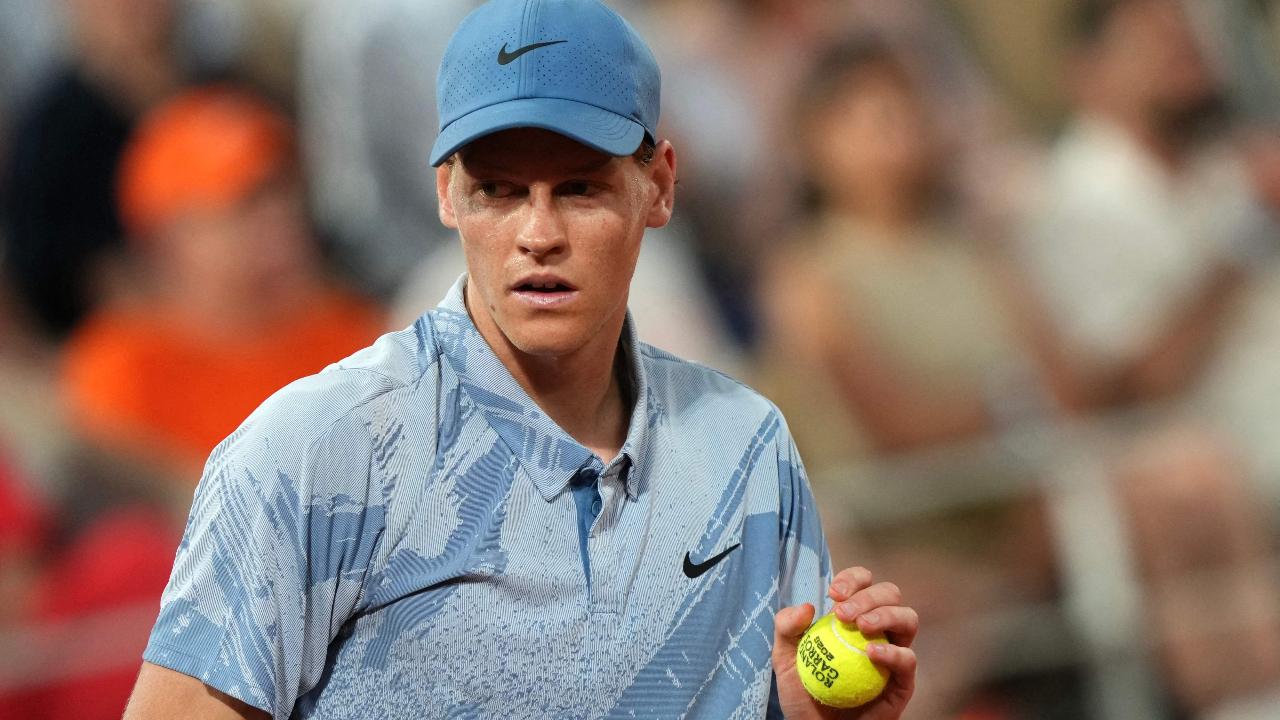 Jannik Sinner started his French Open campaign by beating Frenchman Clement Tabur 6-1, 6-3, 6-4 to reach the second round on Tuesday. Jannik Sinner started his French Open campaign by beating Frenchman Clement Tabur 6-1, 6-3, 6-4 to reach the second round on Tuesday.