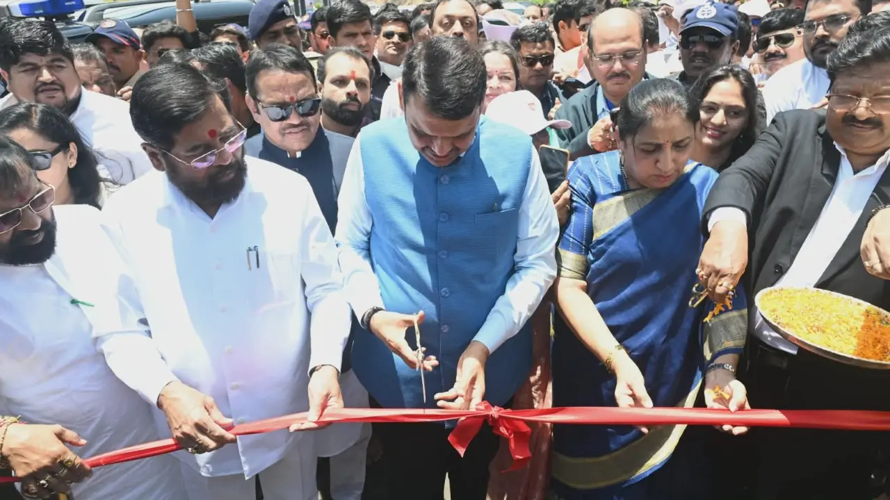 The project is expected to ease traffic congestion on the Mumbai-Pune Expressway. Pic/Satej Shinde