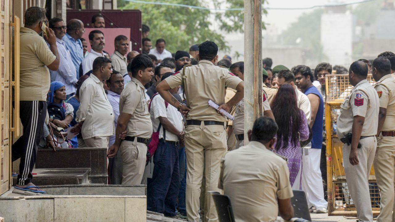Over 2 lakh personnel have been deployed to ensure the smooth conduct of the exam
Location: New Delhi