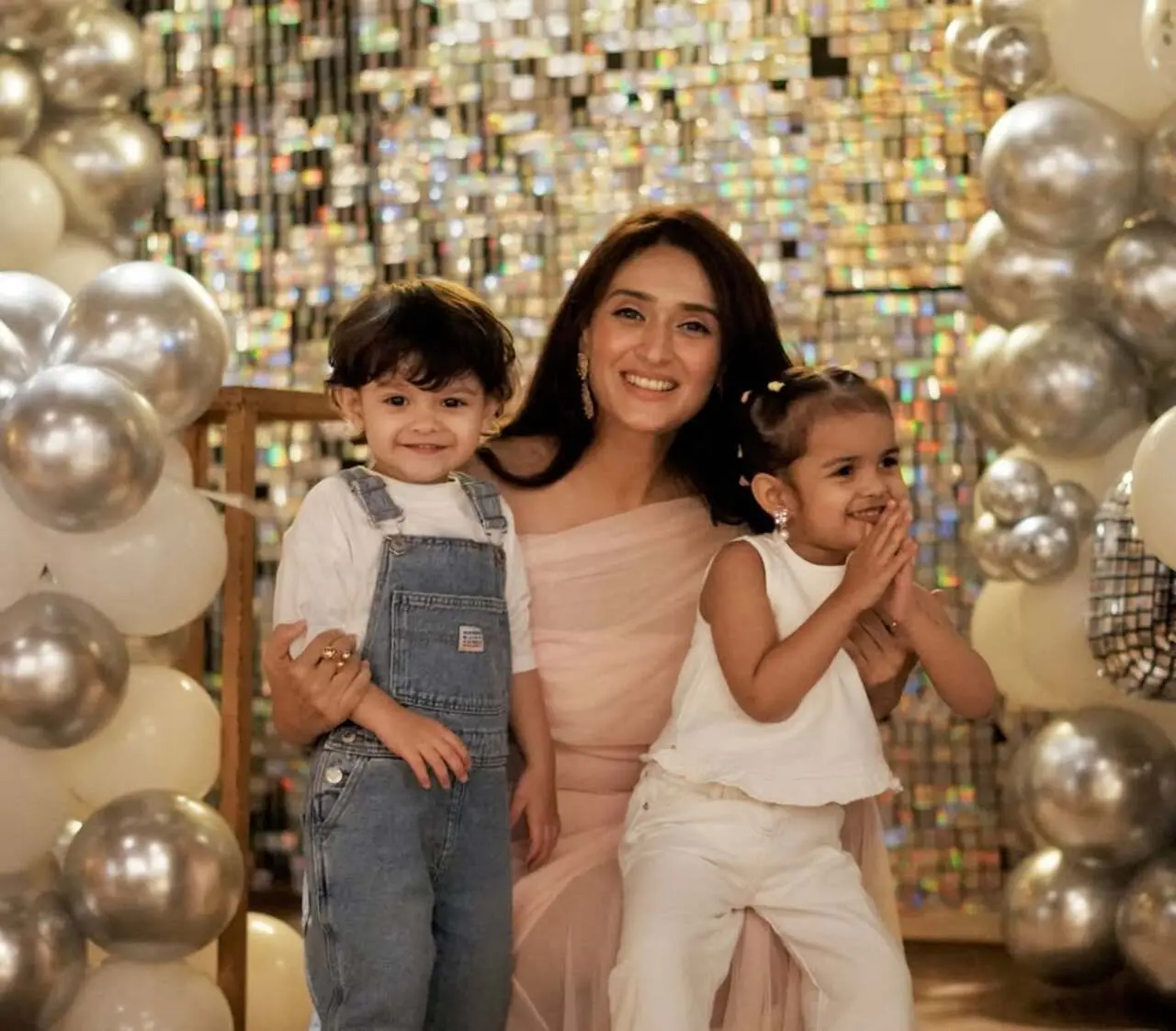 Pankhuri Awasthy
Pankhuri Awasthy gets nostalgic about her pregnancy days as she penned an adorable note, "This was the song I used to sing to them when they were still in my tummy… and then outside too, while holding both of them on either side, late in the night, trying to figure motherhood out one day at a time Because honestly, I never really knew what kind of a mother I’d be… and then suddenly your babies arrive and somehow they teach you everything along the way. Between all the chaos, guilt, laughter, crying, no sleep, missing yourself and loving someone more than you knew was possible… you slowly just become their mother. And maybe that’s why they chose you in the first place. So here’s to all of us women who are not just raising children, but also healing, learning, rediscovering ourselves, and slowly growing alongside our children…becoming the mothers they knew we are, long before we did" Pankhuri Awasthy
Pankhuri Awasthy gets nostalgic about her pregnancy days as she penned an adorable note, "This was the song I used to sing to them when they were still in my tummy… and then outside too, while holding both of them on either side, late in the night, trying to figure motherhood out one day at a time Because honestly, I never really knew what kind of a mother I’d be… and then suddenly your babies arrive and somehow they teach you everything along the way. Between all the chaos, guilt, laughter, crying, no sleep, missing yourself and loving someone more than you knew was possible… you slowly just become their mother. And maybe that’s why they chose you in the first place. So here’s to all of us women who are not just raising children, but also healing, learning, rediscovering ourselves, and slowly growing alongside our children…becoming the mothers they knew we are, long before we did"