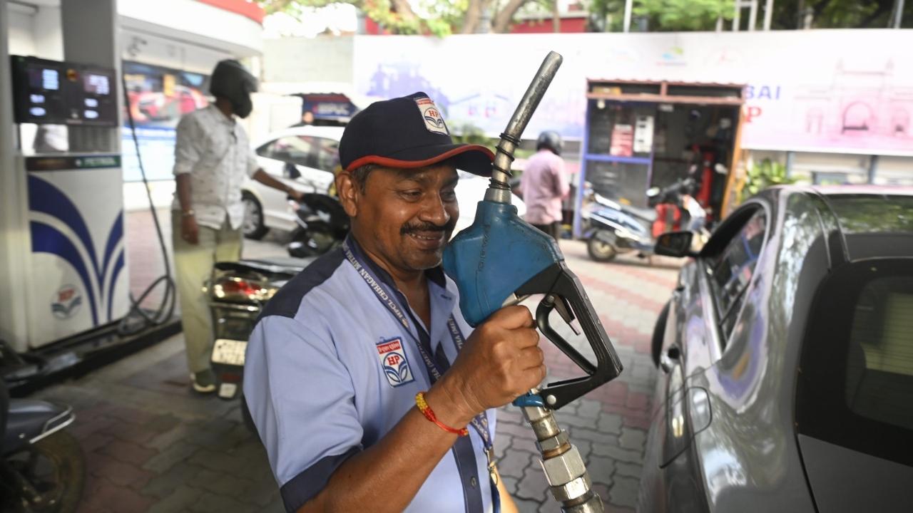 Mumbai continues to record some of the highest fuel prices among major metro cities in India due to local taxes and transportation costs