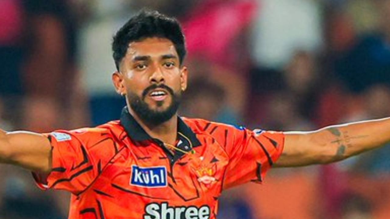 Hyderabad's Praful Hinge returned with the figures of three wickets for 54 runs in four overs. Eshan Malinga, Shivang Kumar, and Nitish Kumar Reddy chipped in with one wicket each. Skipper Pat Cummins and Sakib Hussain went wicketless in the IPL 2026 match against Rajasthan (Pic: X/@SunRisers) Hyderabad's Praful Hinge returned with the figures of three wickets for 54 runs in four overs. Eshan Malinga, Shivang Kumar, and Nitish Kumar Reddy chipped in with one wicket each. Skipper Pat Cummins and Sakib Hussain went wicketless in the IPL 2026 match against Rajasthan (Pic: X/@SunRisers)