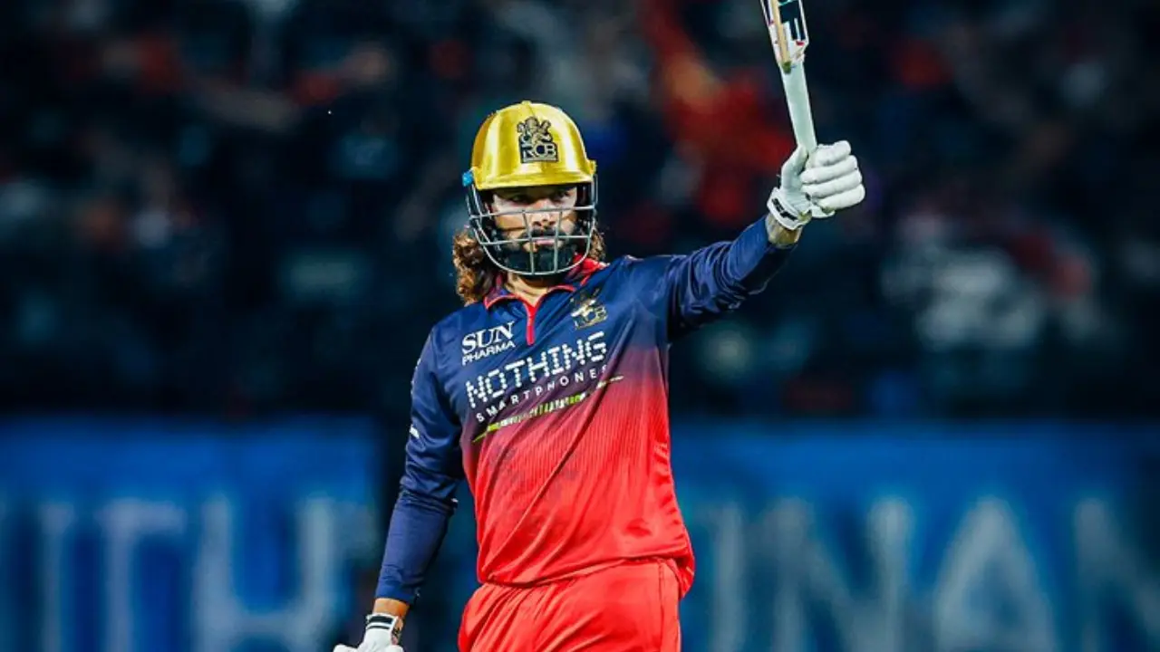 Captain Rajat Patidar delivered an exceptional knock of an unbeaten 93 runs. Facing just 33 deliveries, he smashed five boundaries and nine maximums. Shouldering him was wicketkeeper-batsman Jitesh Sharma, who scored an unbeaten 15 runs in five balls, including a boundary and a maximum. With this, the Royal Challengers posted a total of 254 runs for the loss of five wickets in 20 overs against the Titans (Pic: X/@RCBTweets) Captain Rajat Patidar delivered an exceptional knock of an unbeaten 93 runs. Facing just 33 deliveries, he smashed five boundaries and nine maximums. Shouldering him was wicketkeeper-batsman Jitesh Sharma, who scored an unbeaten 15 runs in five balls, including a boundary and a maximum. With this, the Royal Challengers posted a total of 254 runs for the loss of five wickets in 20 overs against the Titans (Pic: X/@RCBTweets)