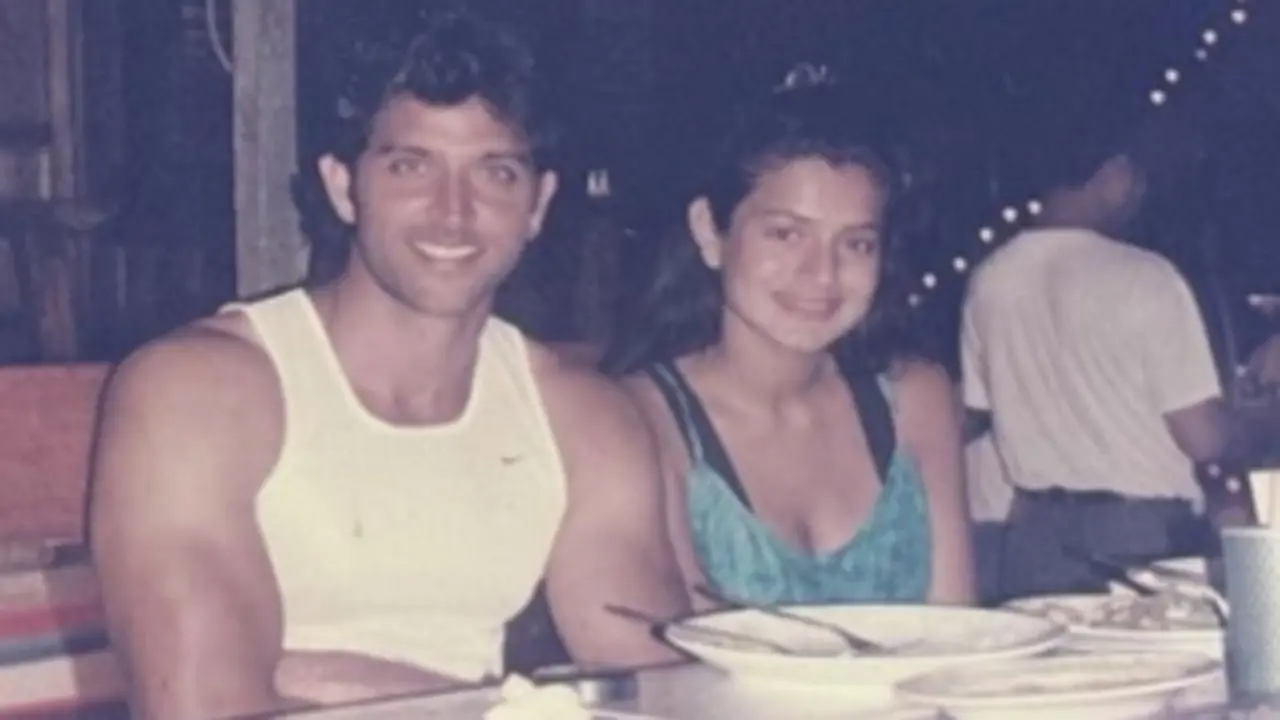 Ameesha Patel shares nostalgic throwback with Kaho Naa Pyaar Hai co-star Hrithik Roshan: 'blessed to have created such bonds' Picture Courtesy/Ameesha Patel's Instagram account