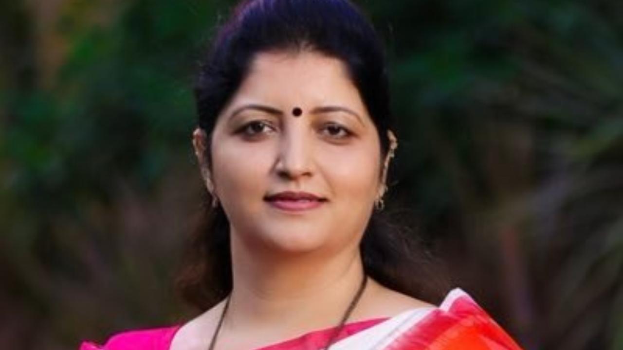 Ashok Kharat case: SIT questions Rupali Chakankar Rupali Police officials said that Chakankar was called to record her statement. File Pic/X
