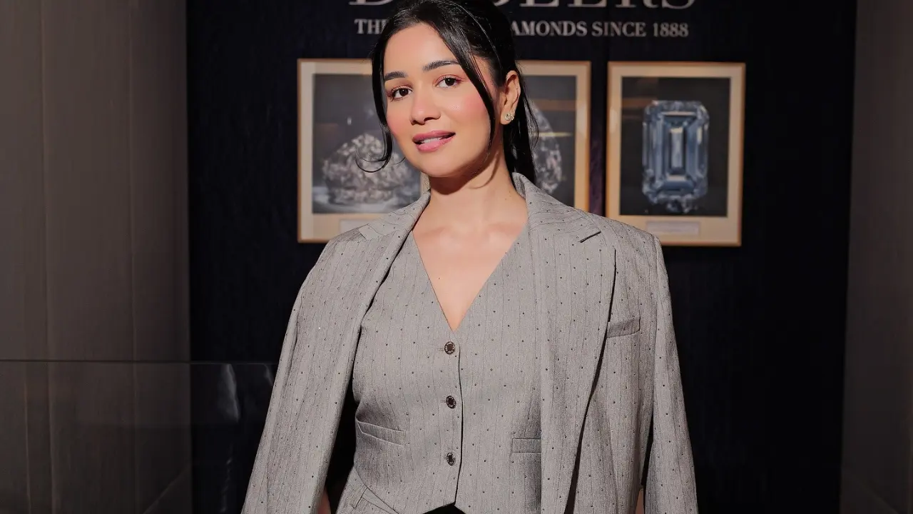 Sara Tendulkar lashes out at paprazzo for body shaming her in airport video: 'Disgusting' Sara Tendulkar. Pic via Instagram
