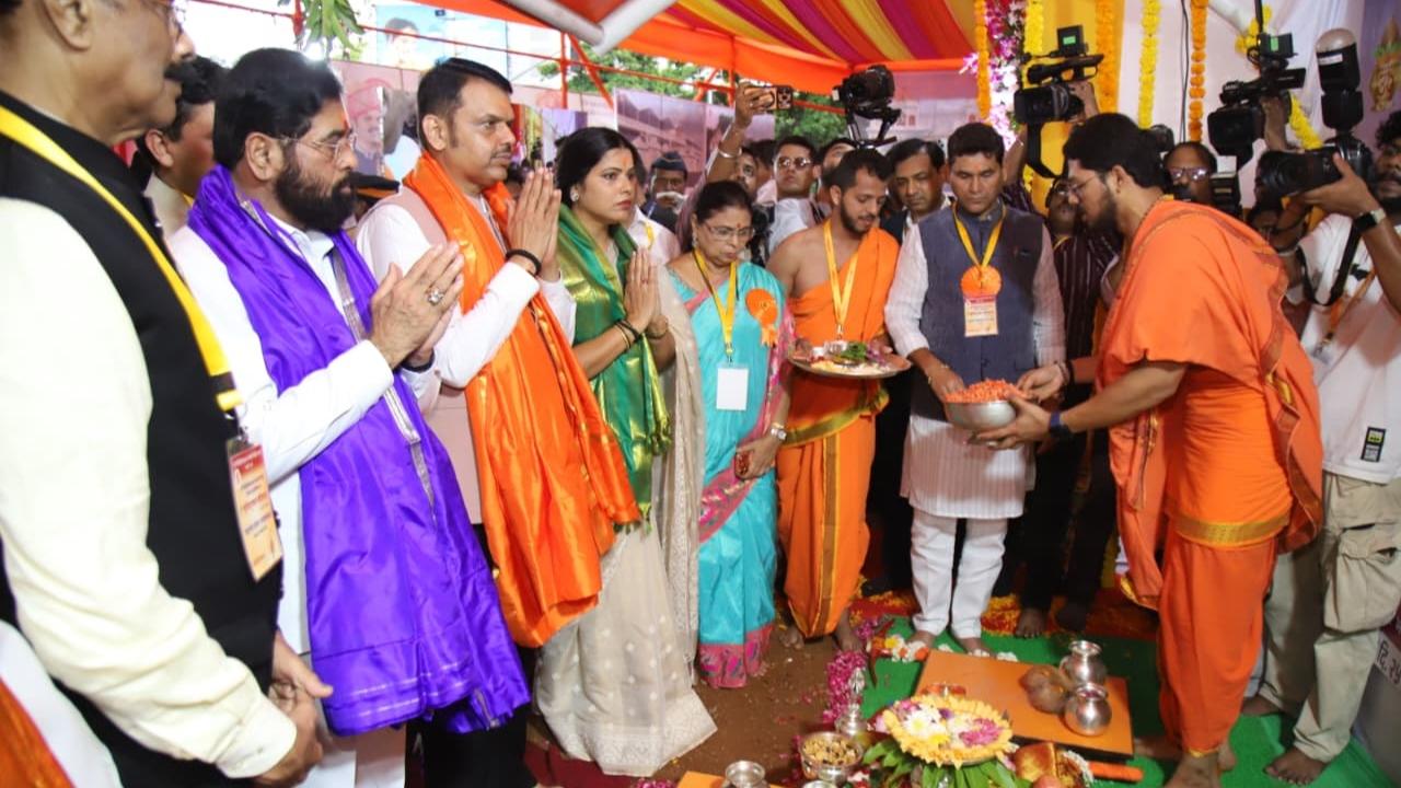 The Maharashtra Deputy Chief Minister Eknath Shinde said the Mahayuti government is giving priority to the development of religious and spiritual centres across Maharashtra The Maharashtra Deputy Chief Minister Eknath Shinde said the Mahayuti government is giving priority to the development of religious and spiritual centres across Maharashtra